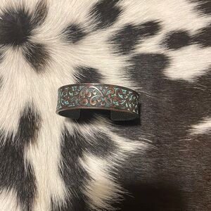 Western Cuff